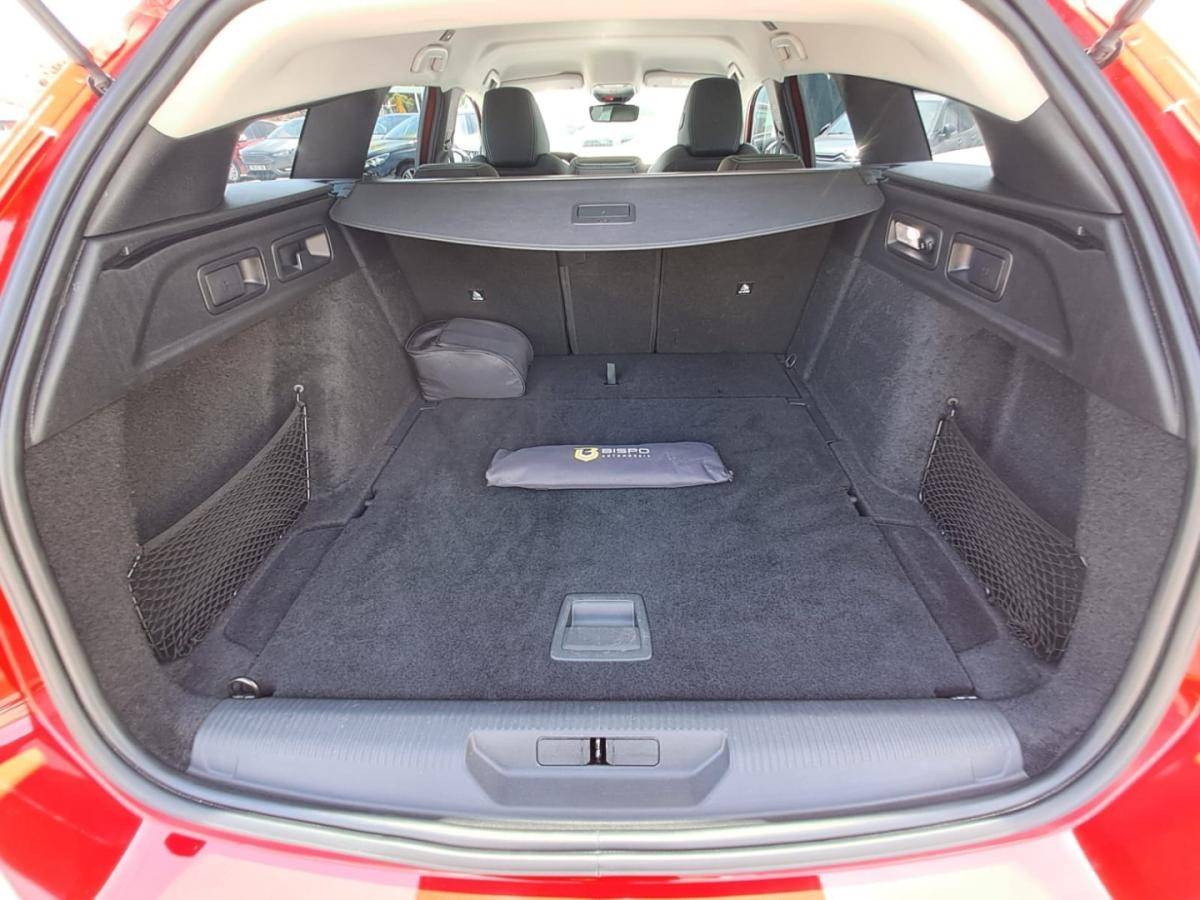 peugeot-308-sw-2024-gasolina-1199cc