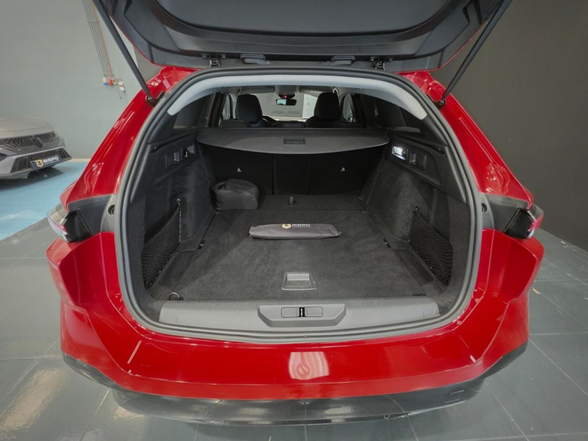 peugeot-308-sw-2024-gasolina-1199cc