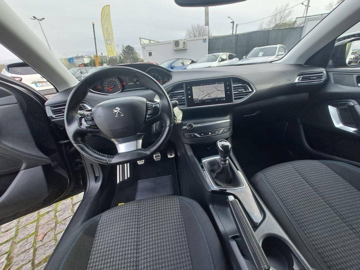 peugeot-308-2020-gasolina-1199cc