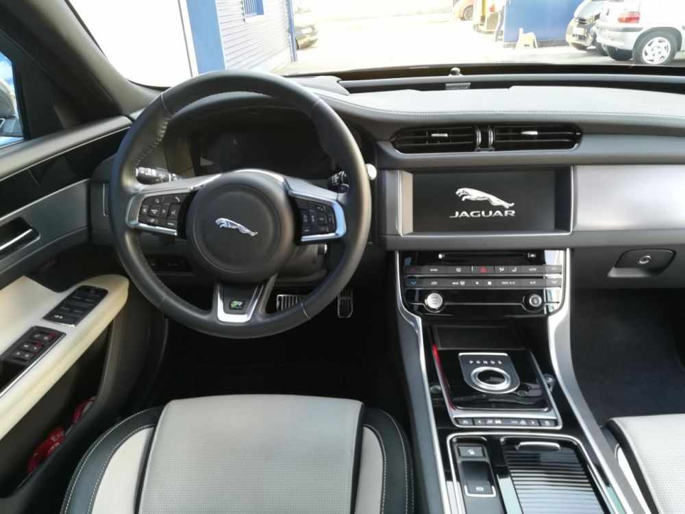 jaguar-xf-30d-awd-2016-diesel-2993cc