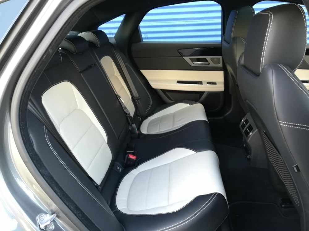 jaguar-xf-30d-awd-2016-diesel-2993cc
