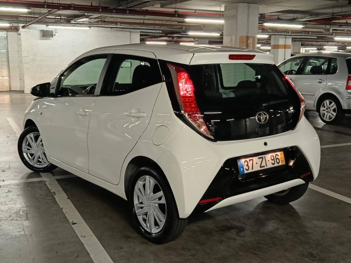 toyota-aygo-2017-gasolina-998cc