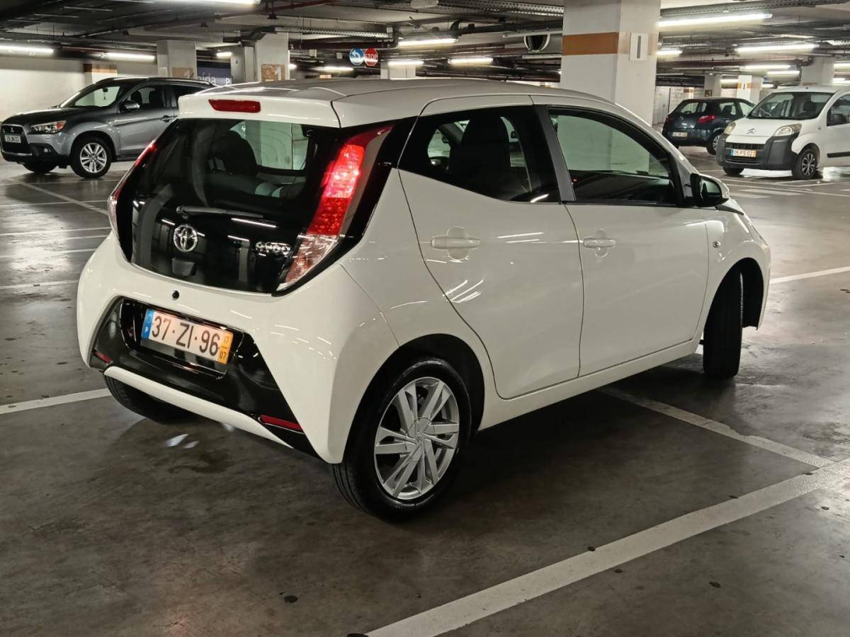 toyota-aygo-2017-gasolina-998cc