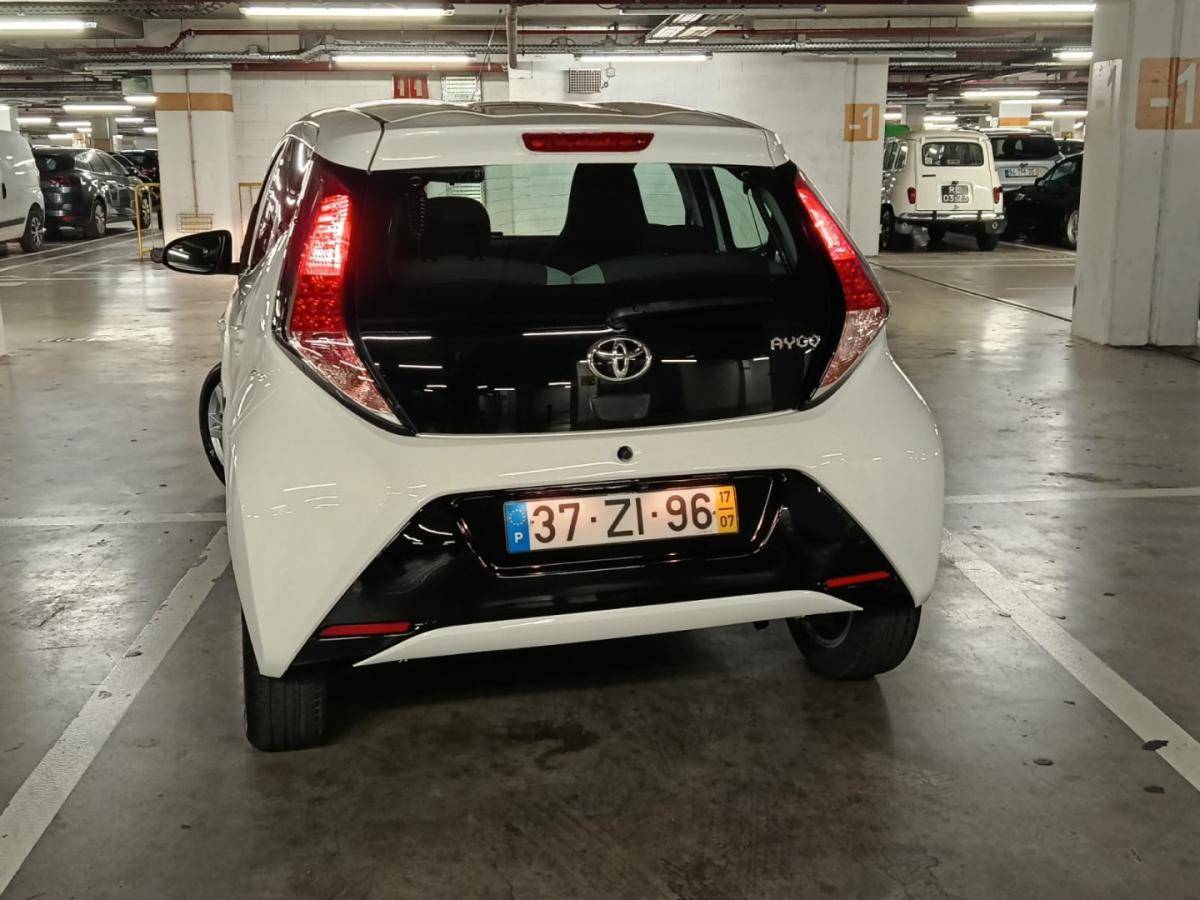 toyota-aygo-2017-gasolina-998cc