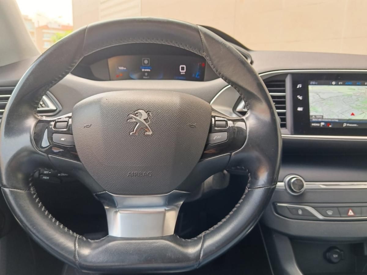 peugeot-308-sw-2021-diesel-1499cc