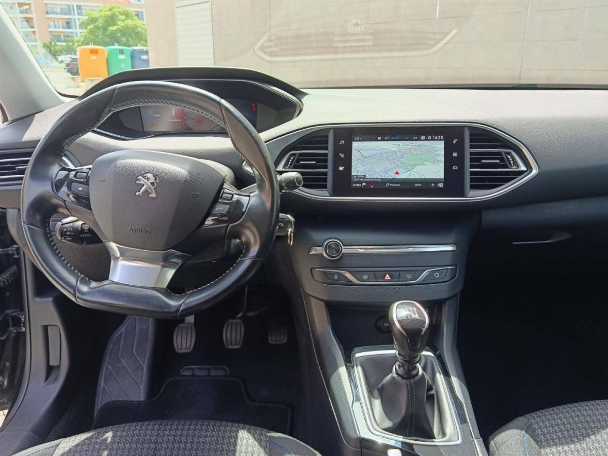 peugeot-308-sw-2021-diesel-1499cc