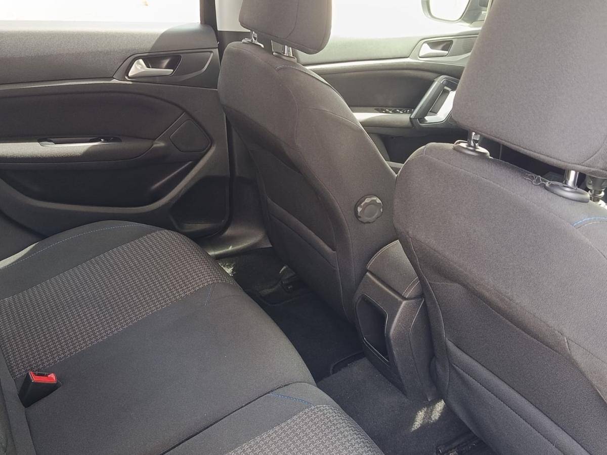 peugeot-308-sw-2021-diesel-1499cc