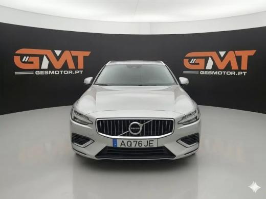 volvo-v60-2022-hibrido-1969cc