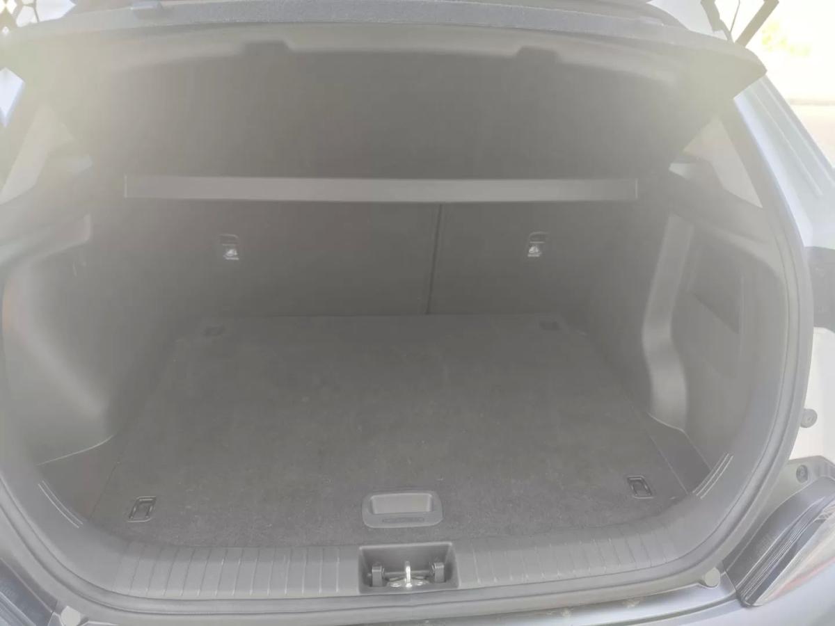 hyundai-kauai-2023-gasolina-998cc