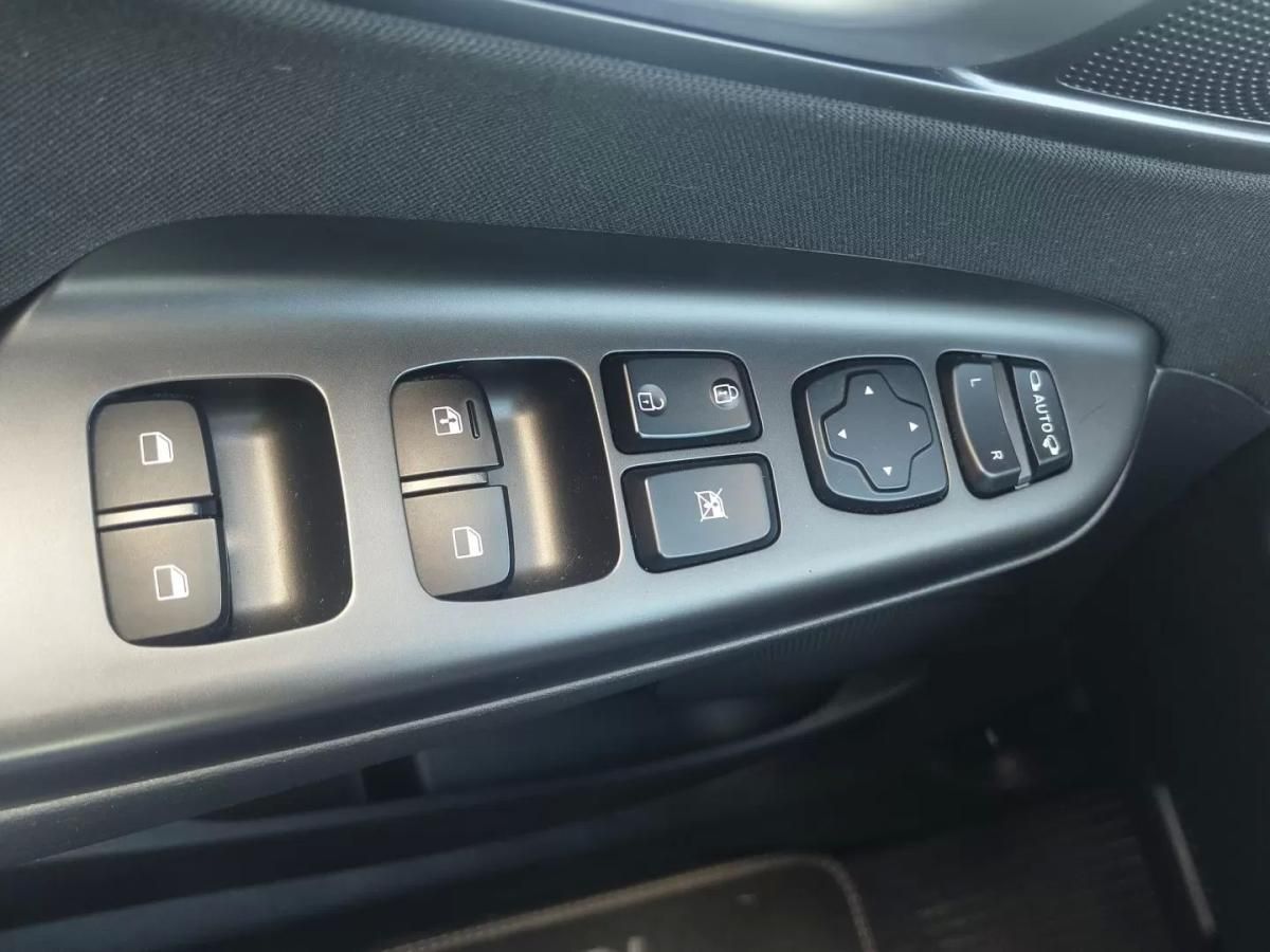 hyundai-kauai-2023-gasolina-998cc