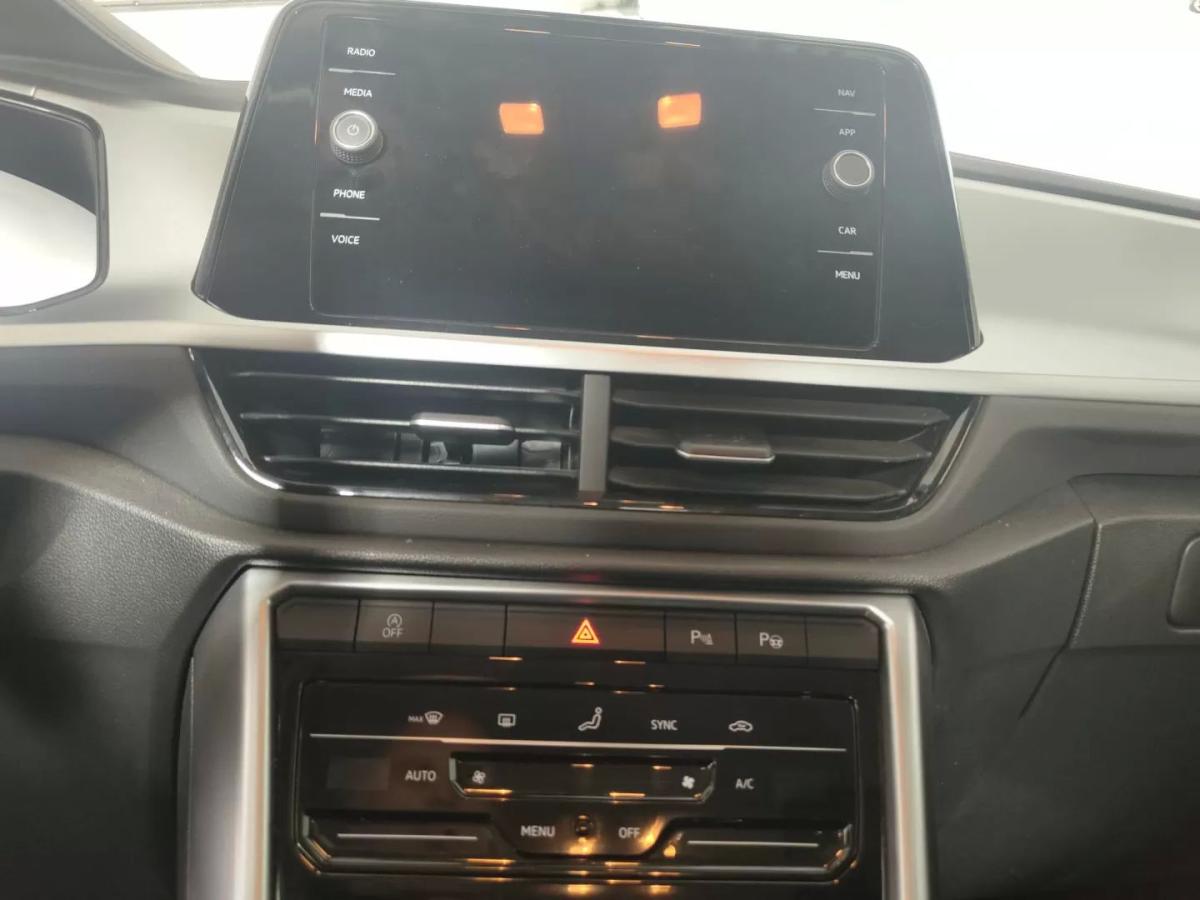 volkswagen-t-roc-2024-diesel-1968cc