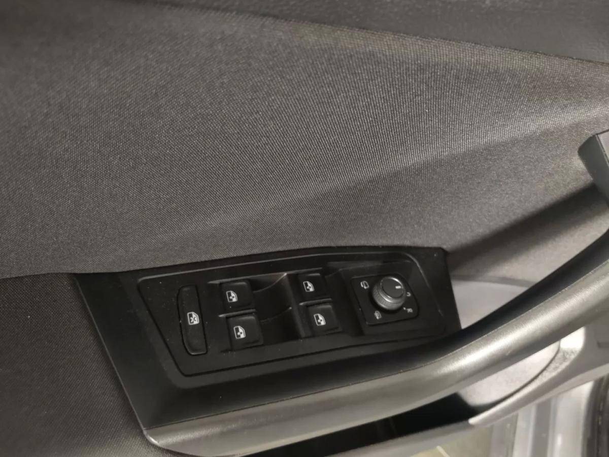 volkswagen-t-roc-2024-diesel-1968cc