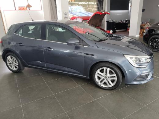 renault-megane-2019-diesel-1461cc