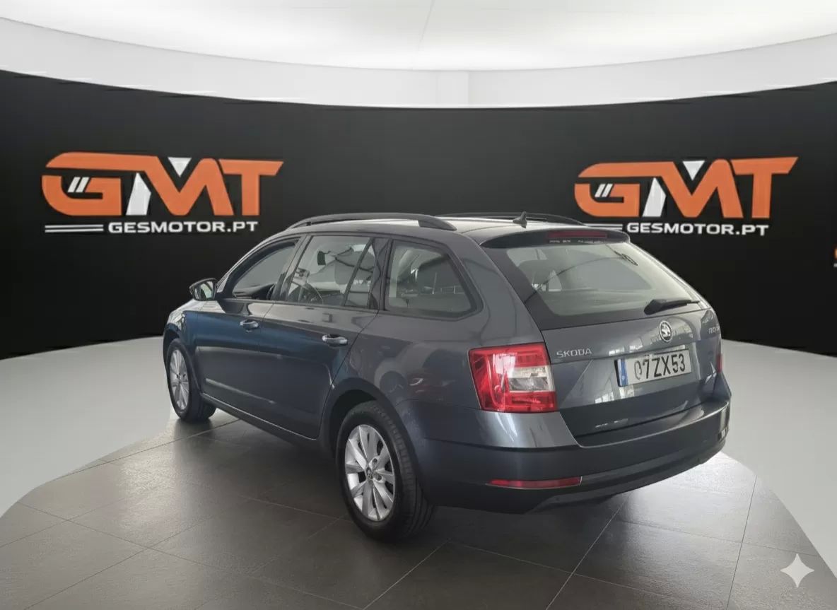 skoda-octavia-break-2020-diesel-1598cc