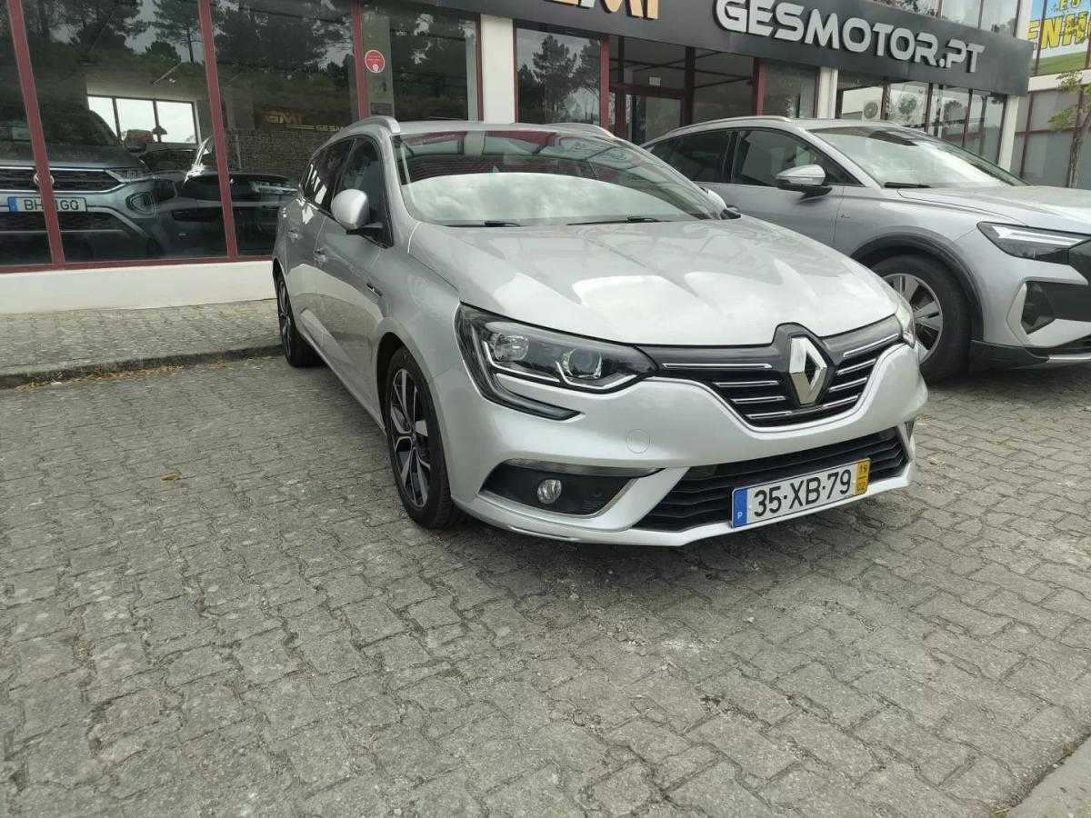 renault-megane-sport-tourer-2019-diesel-1461cc