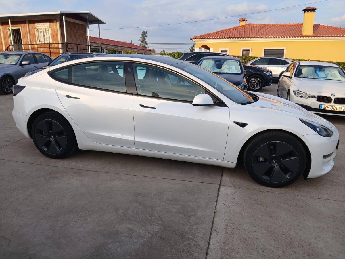 tesla-model-3-2022-eletrico-0cc