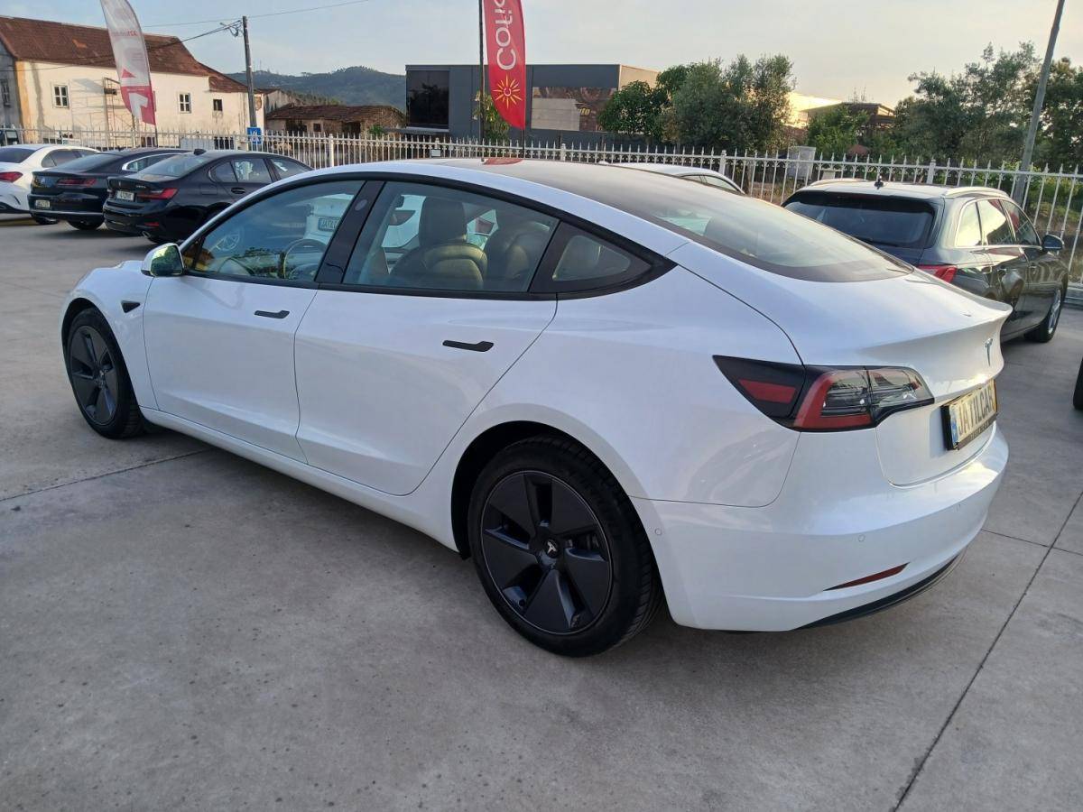 tesla-model-3-2022-eletrico-0cc