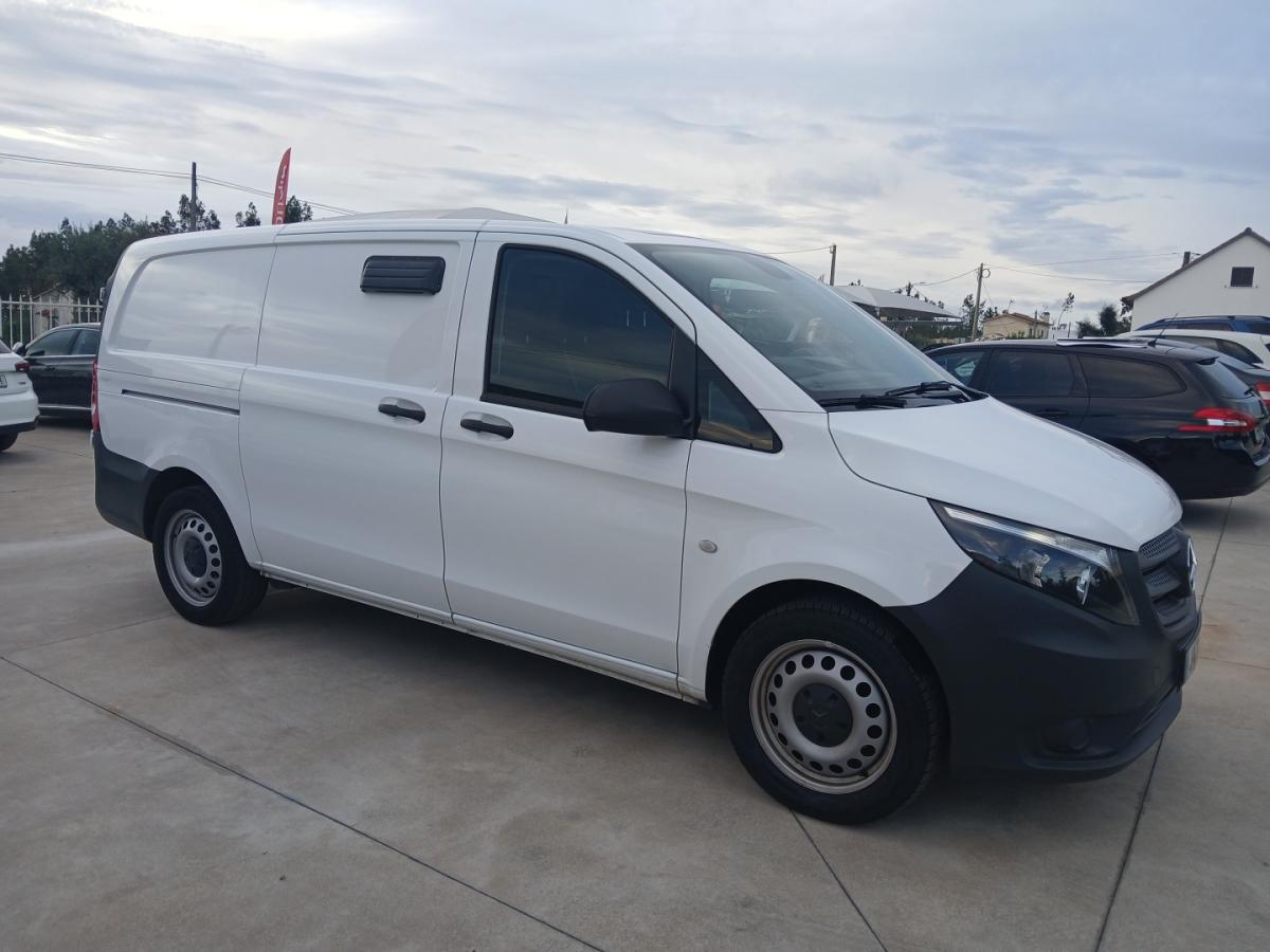 mercedes-benz-vito-2022-diesel-1950cc