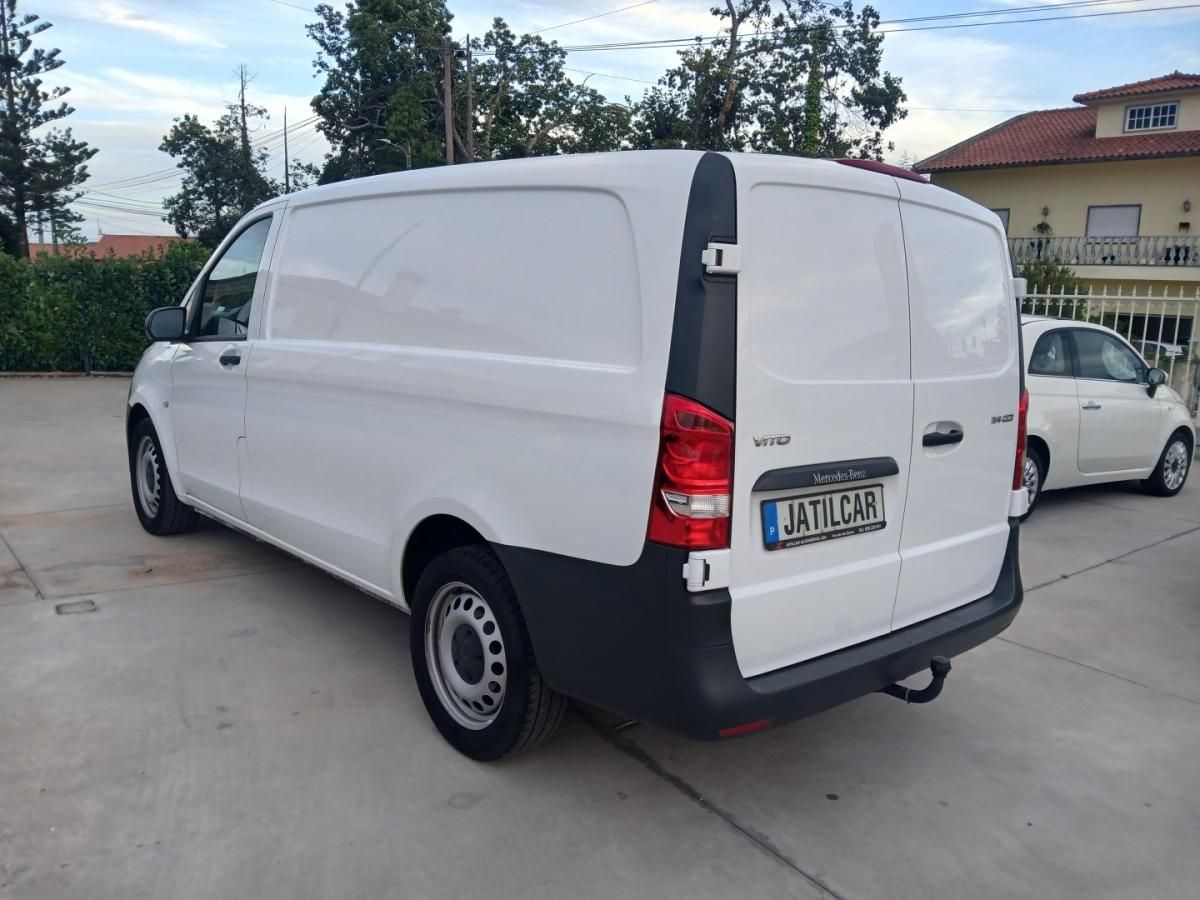 mercedes-benz-vito-2022-diesel-1950cc
