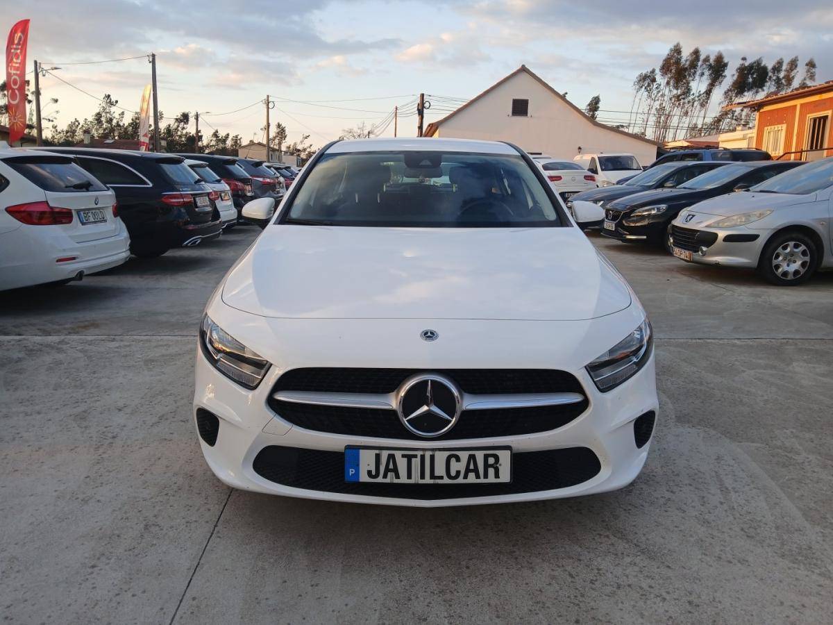 mercedes-benz-classe-a-2021-hibrido-1332cc