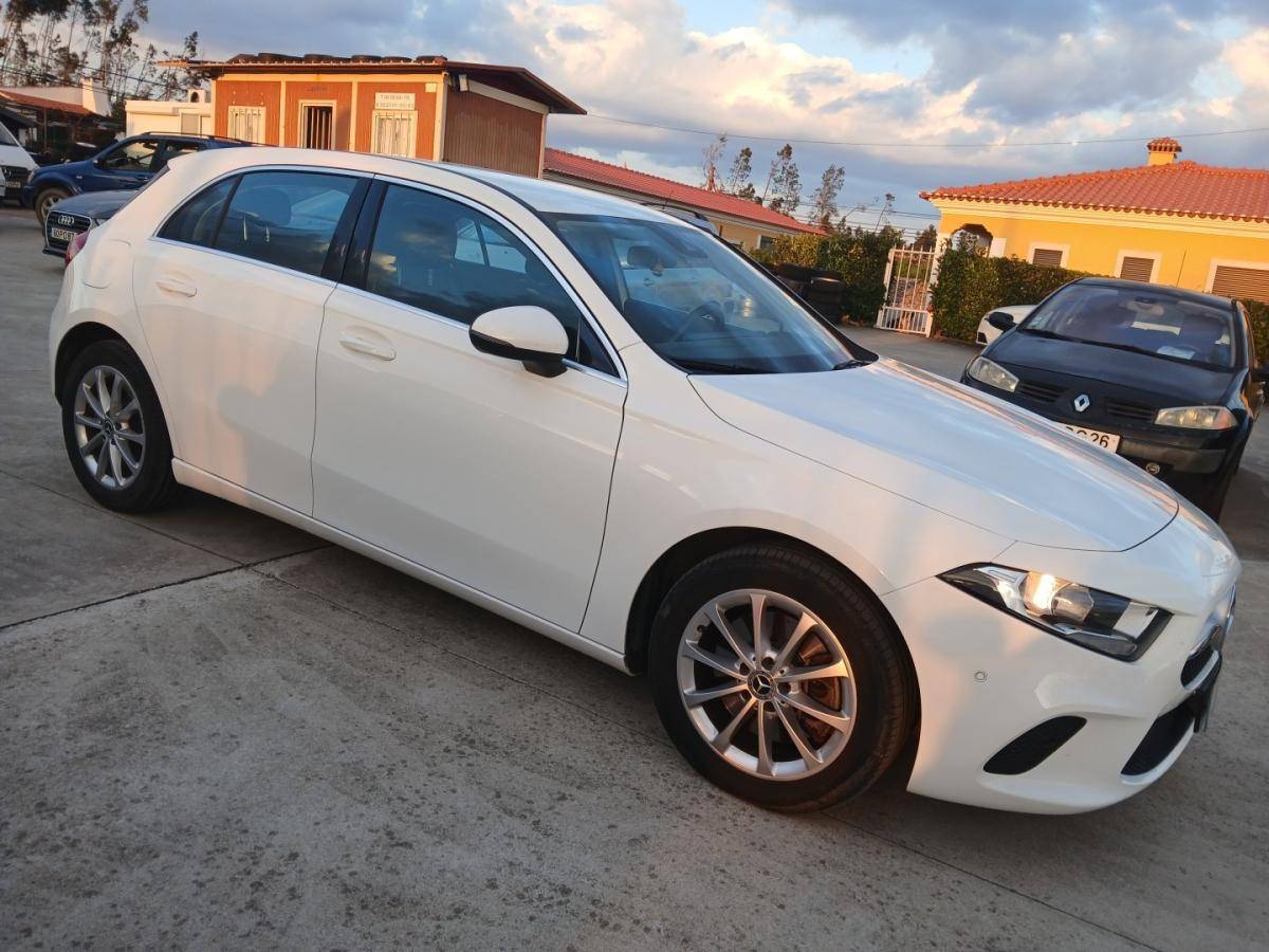 mercedes-benz-classe-a-2021-hibrido-1332cc