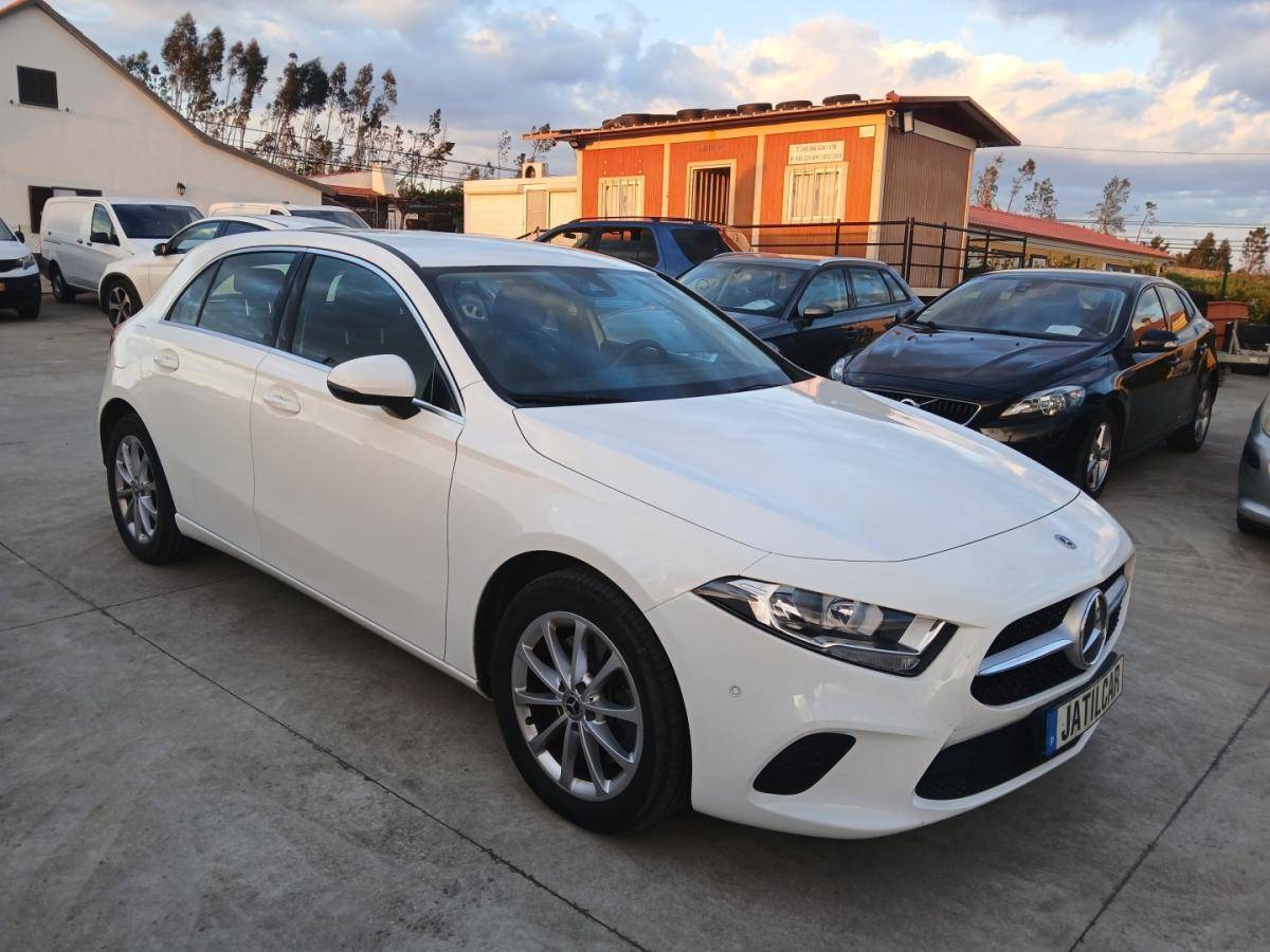 mercedes-benz-classe-a-2021-hibrido-1332cc