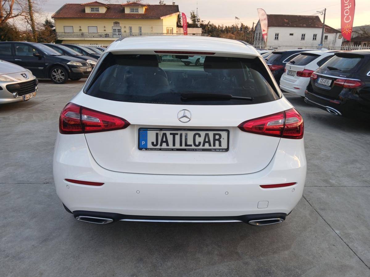 mercedes-benz-classe-a-2021-hibrido-1332cc