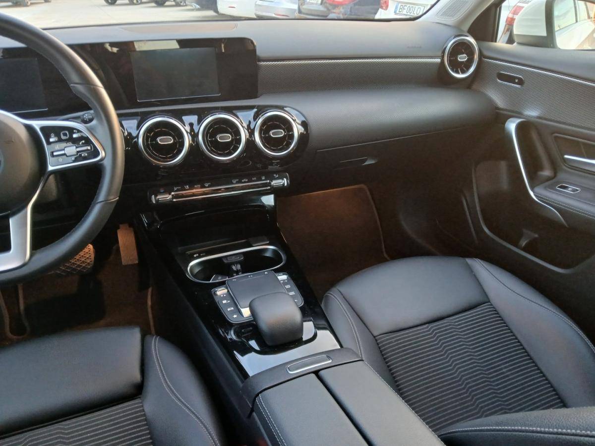 mercedes-benz-classe-a-2021-hibrido-1332cc
