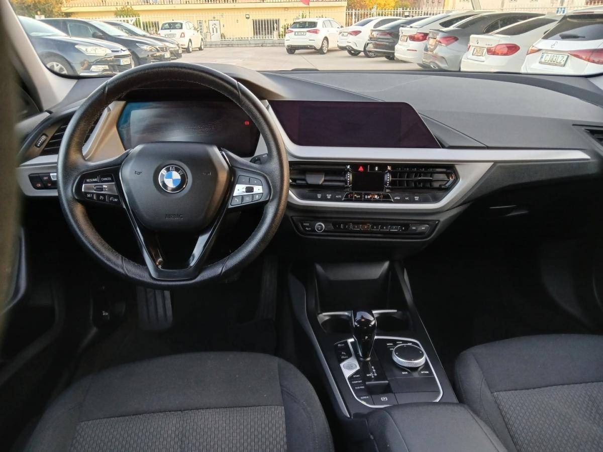 bmw-serie-1-2022-diesel-1496cc