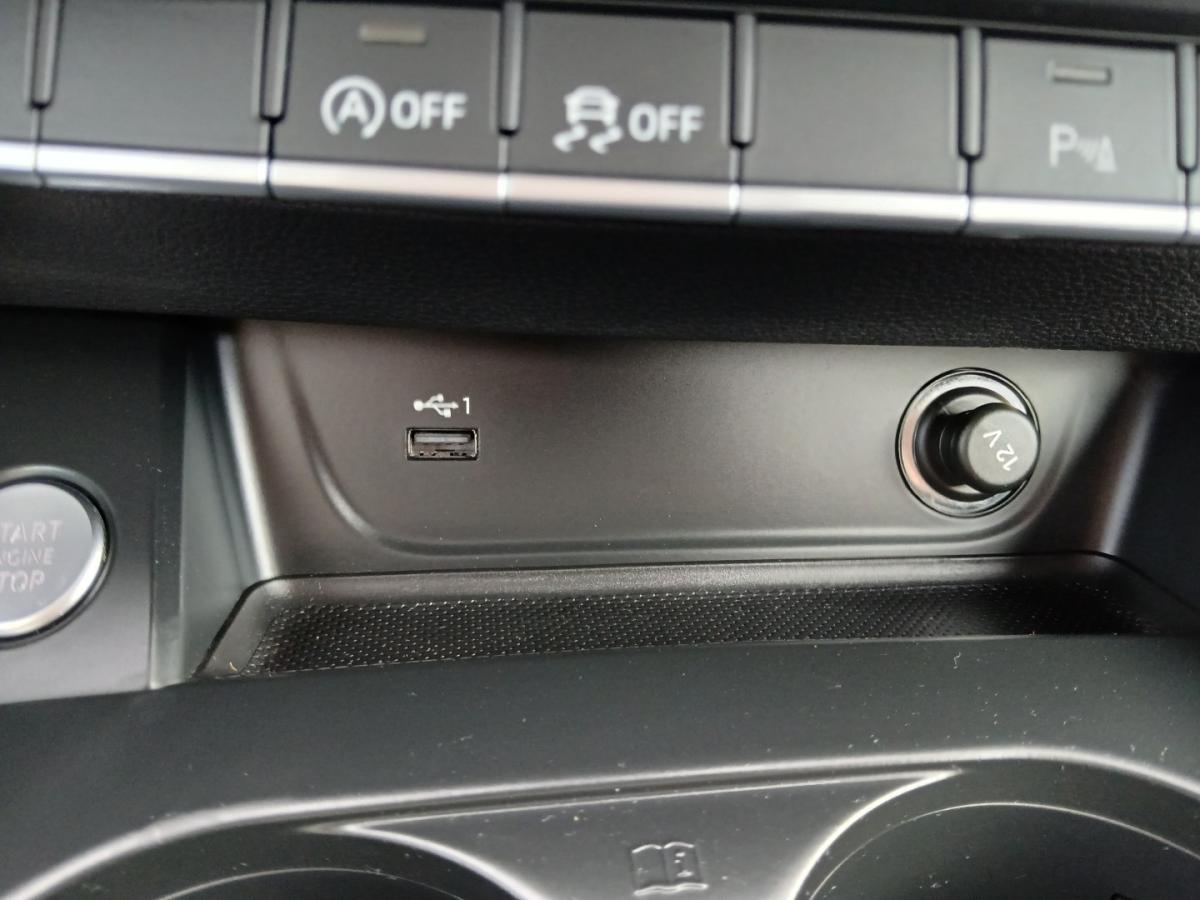 audi-a4-avant-2021-diesel-1968cc