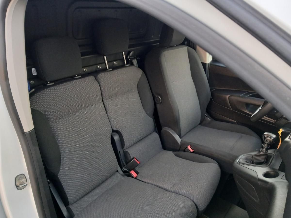 peugeot-partner-2022-diesel-1499cc