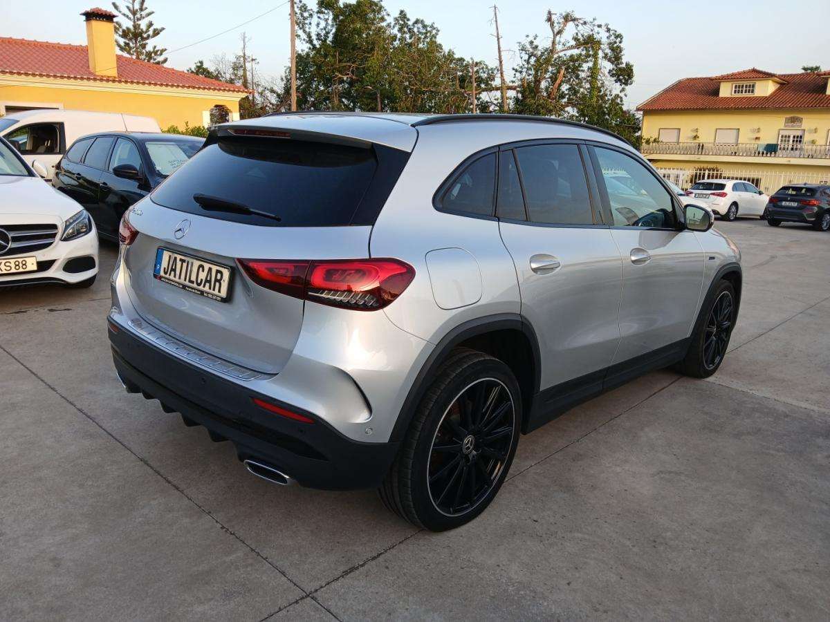 mercedes-benz-gla-2021-hibrido-1332cc
