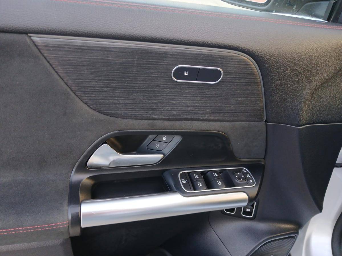 mercedes-benz-gla-2021-hibrido-1332cc