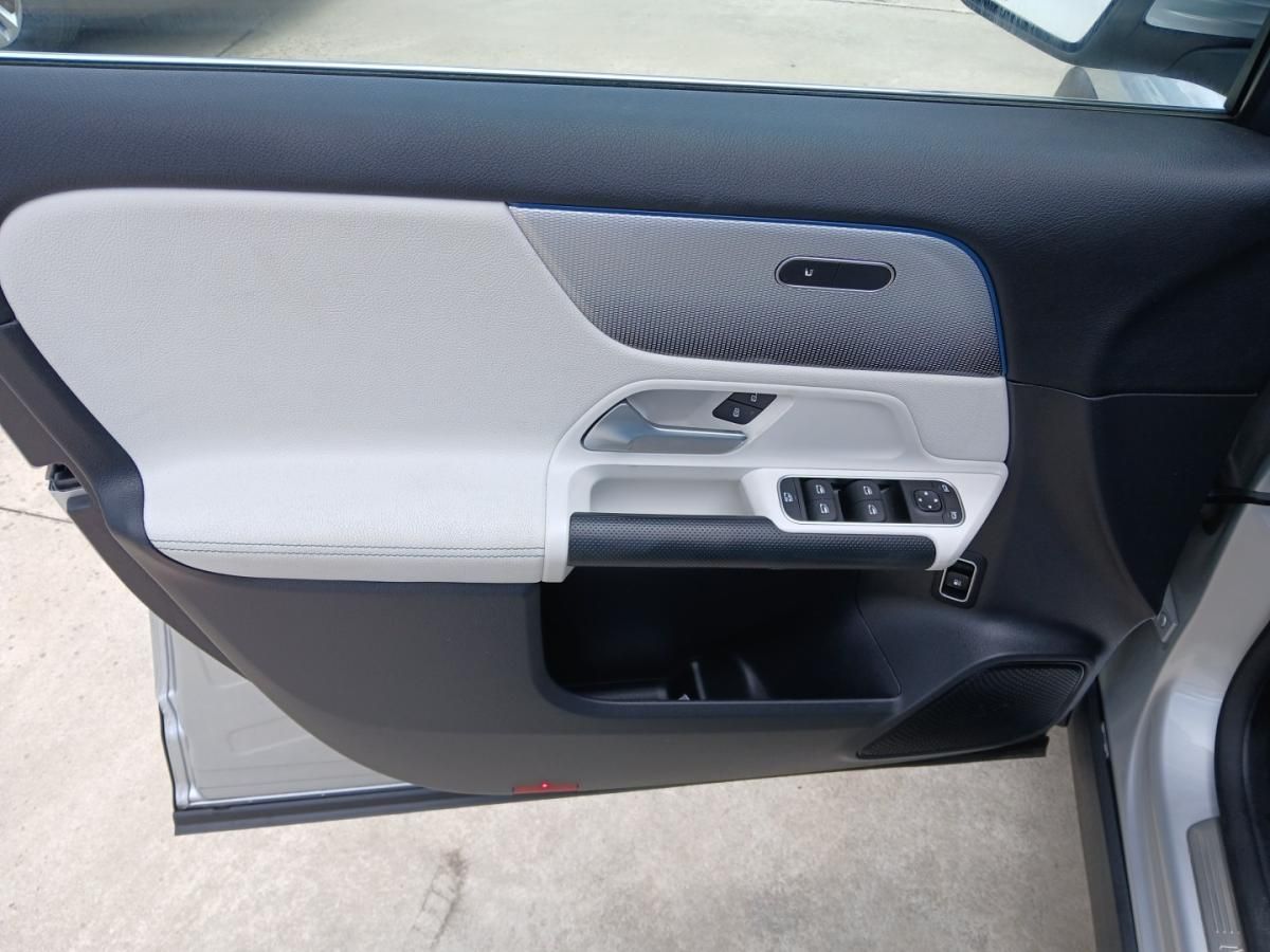 mercedes-benz-gla-2022-hibrido-1332cc