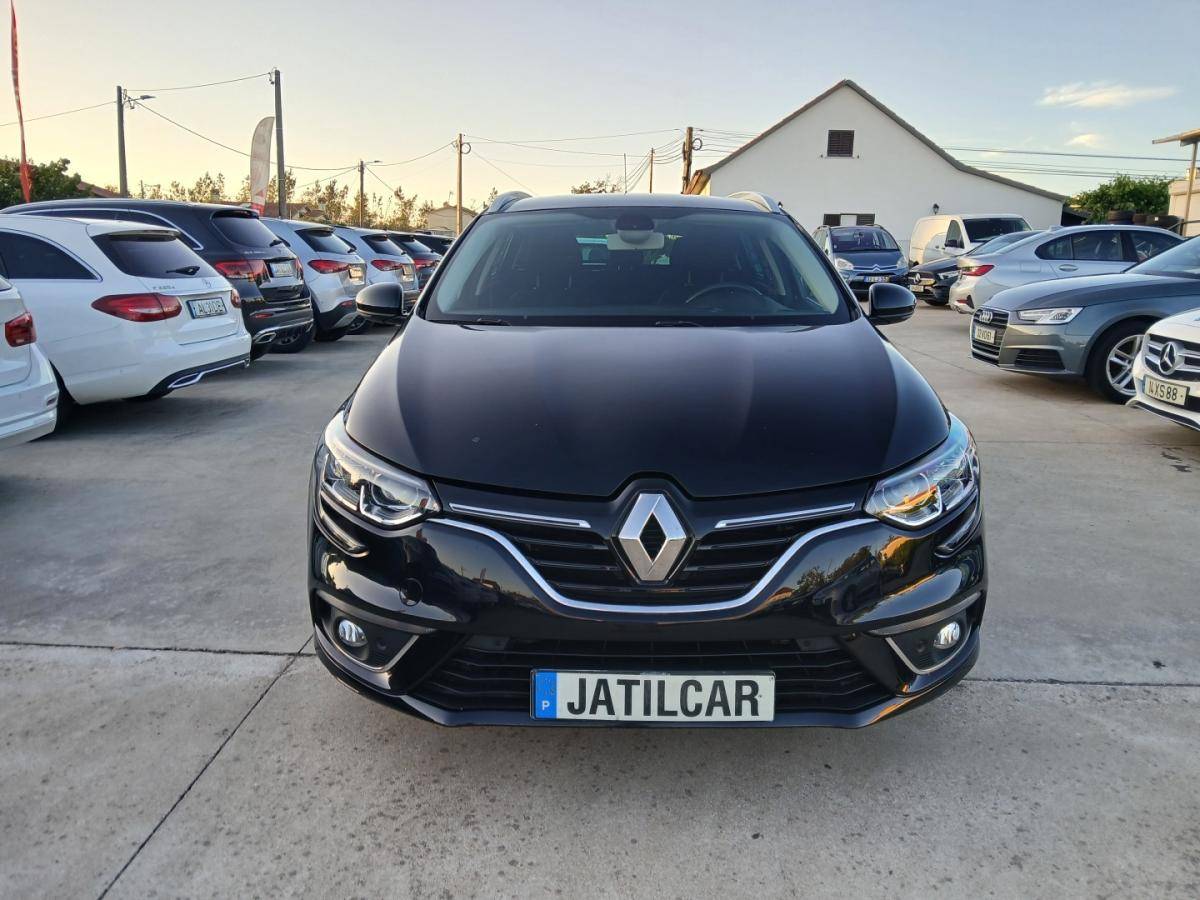 renault-megane-2019-diesel-1461cc