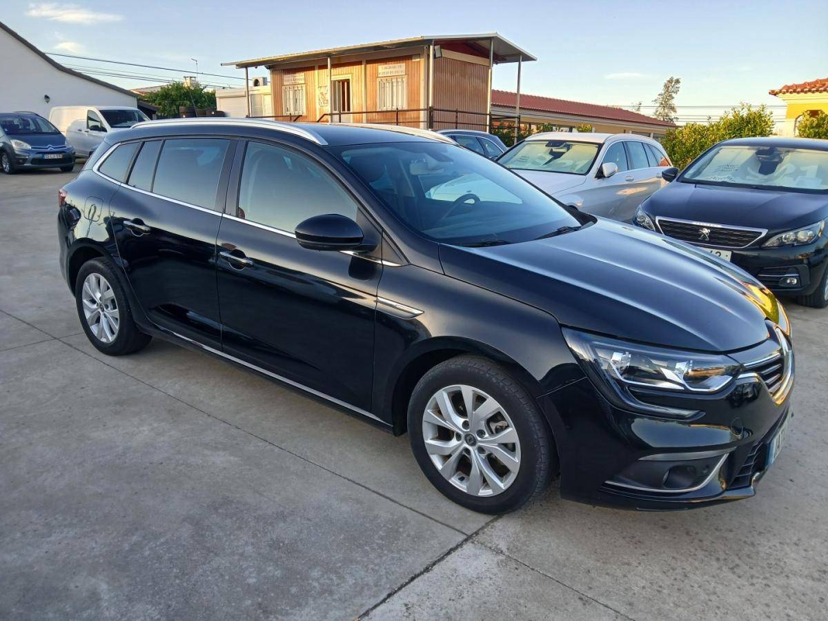 renault-megane-2019-diesel-1461cc