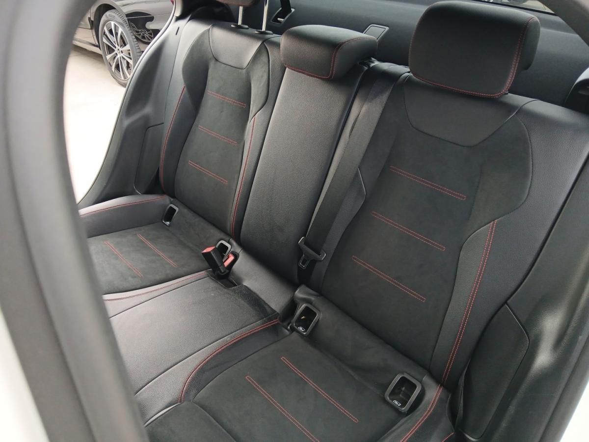 mercedes-benz-classe-a-2020-hibrido-1332cc