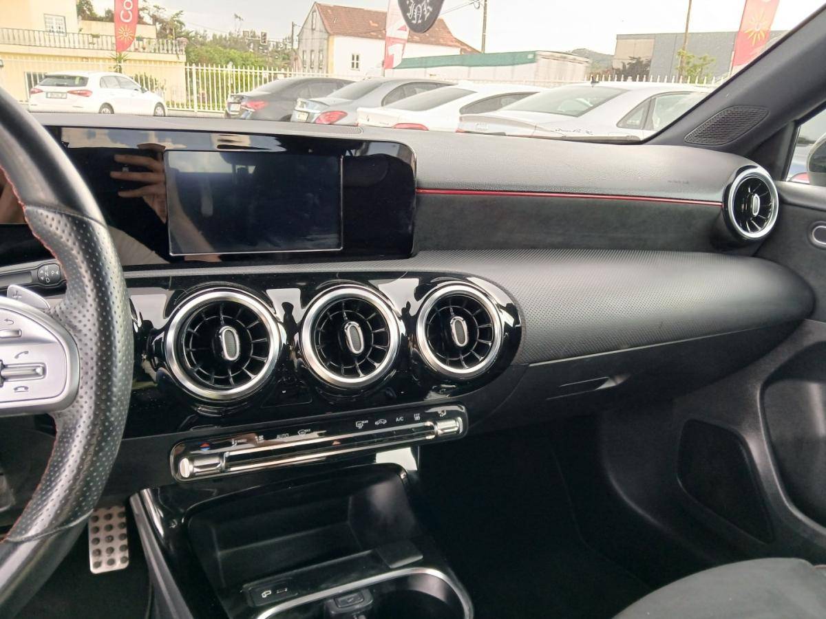 mercedes-benz-classe-a-2020-hibrido-1332cc