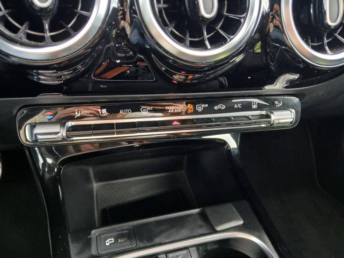 mercedes-benz-classe-a-2020-hibrido-1332cc