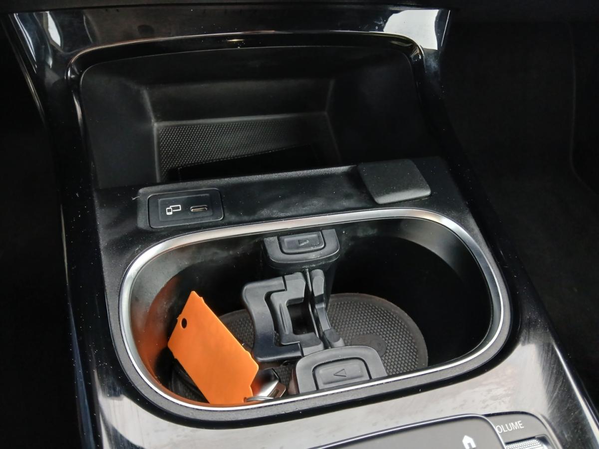 mercedes-benz-classe-a-2020-hibrido-1332cc