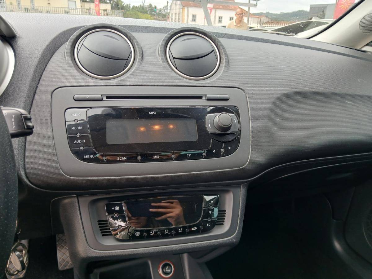 seat-ibiza-2010-diesel-1598cc