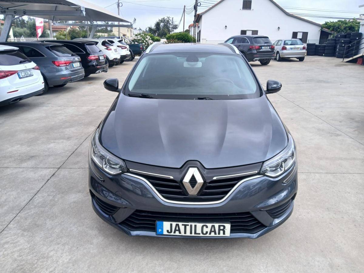 renault-megane-2019-diesel-1461cc