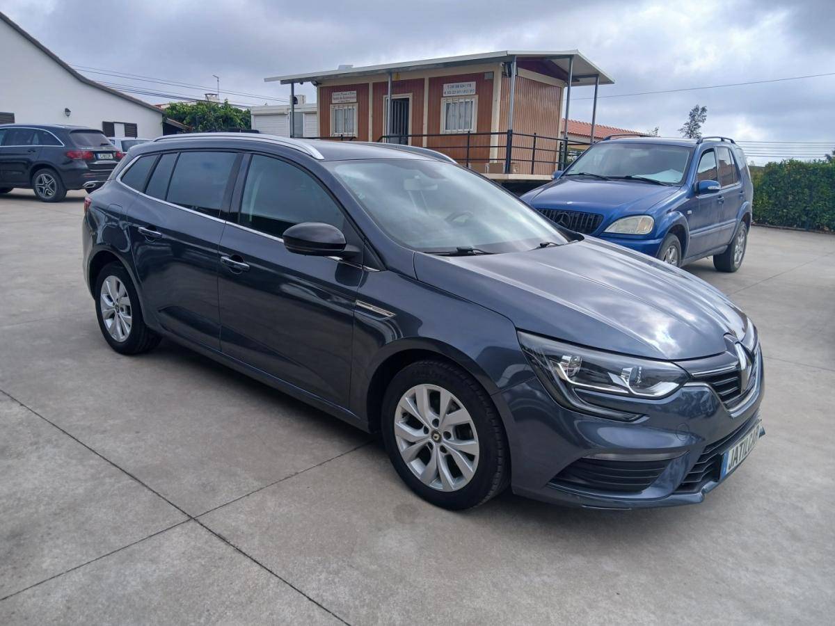 renault-megane-2019-diesel-1461cc