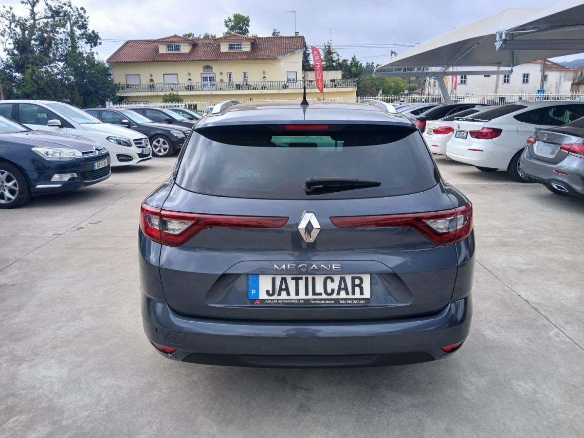renault-megane-2019-diesel-1461cc