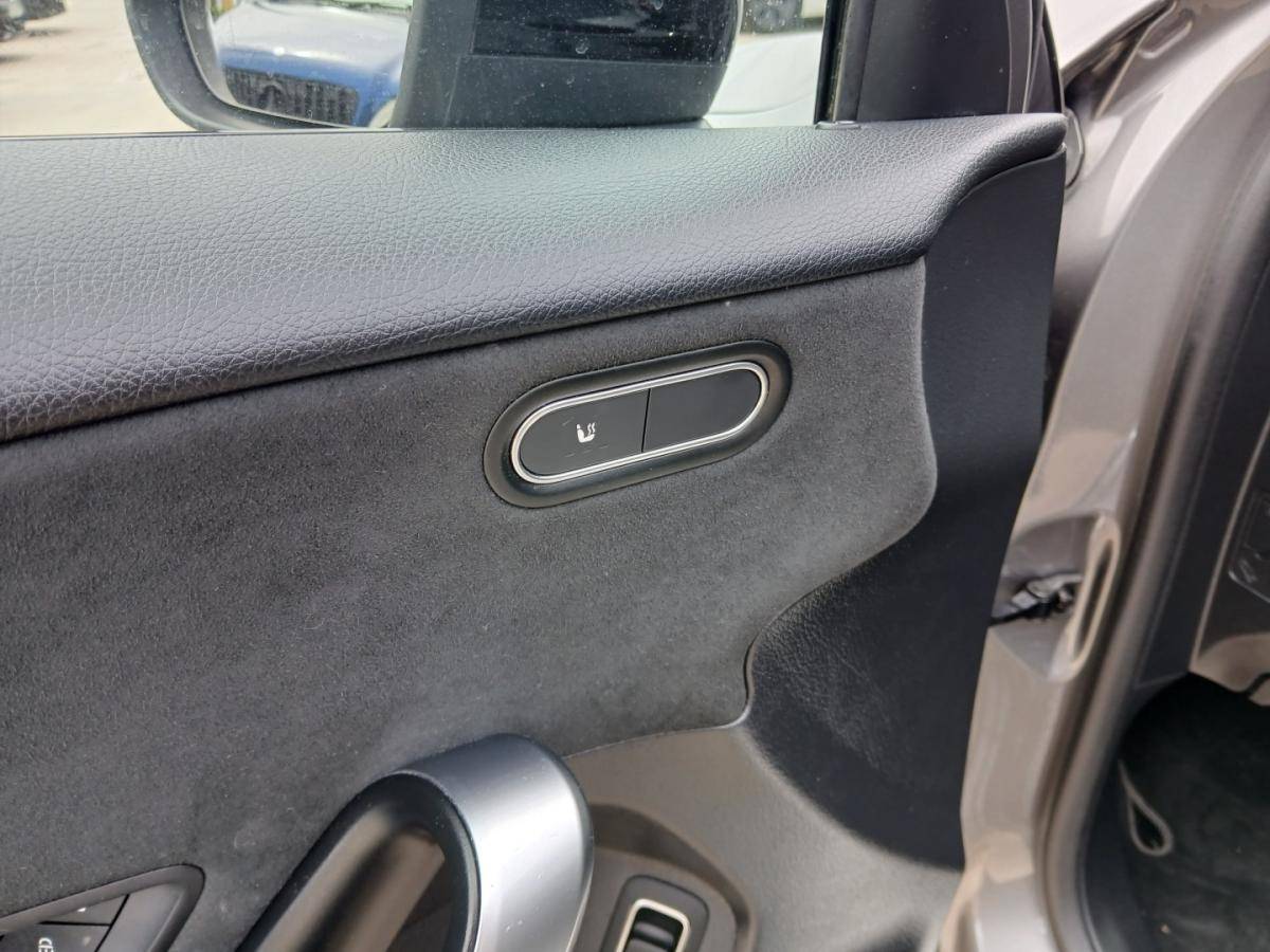 mercedes-benz-classe-a-2020-hibrido-1332cc