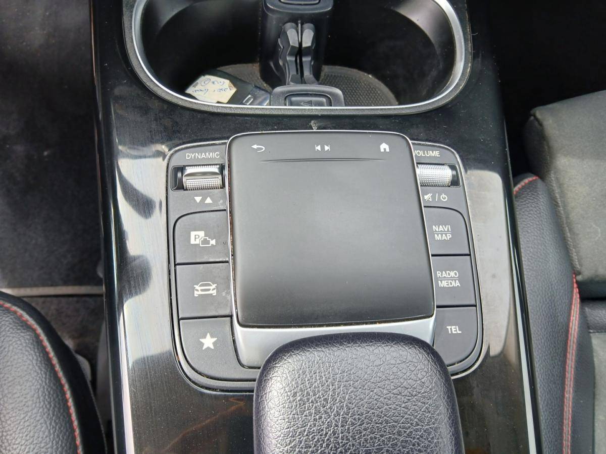 mercedes-benz-classe-a-2020-hibrido-1332cc