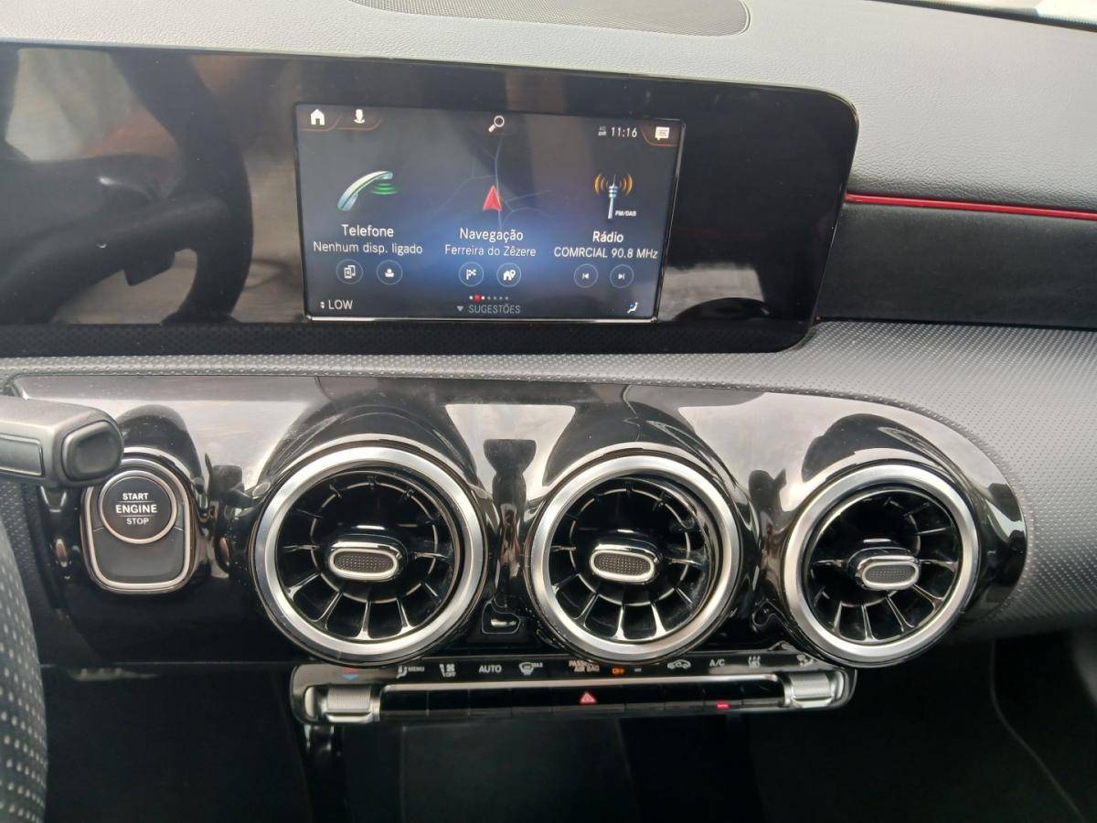 mercedes-benz-classe-a-2020-hibrido-1332cc