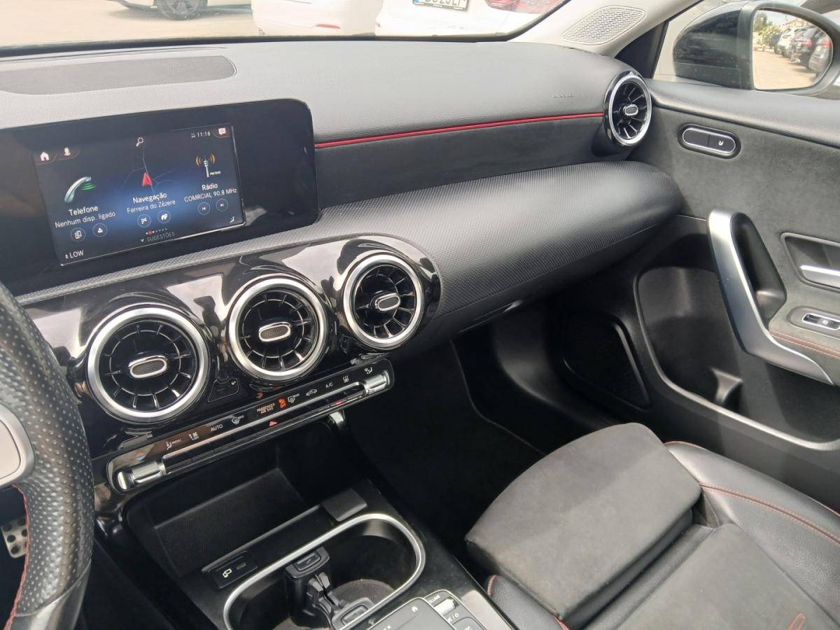 mercedes-benz-classe-a-2020-hibrido-1332cc