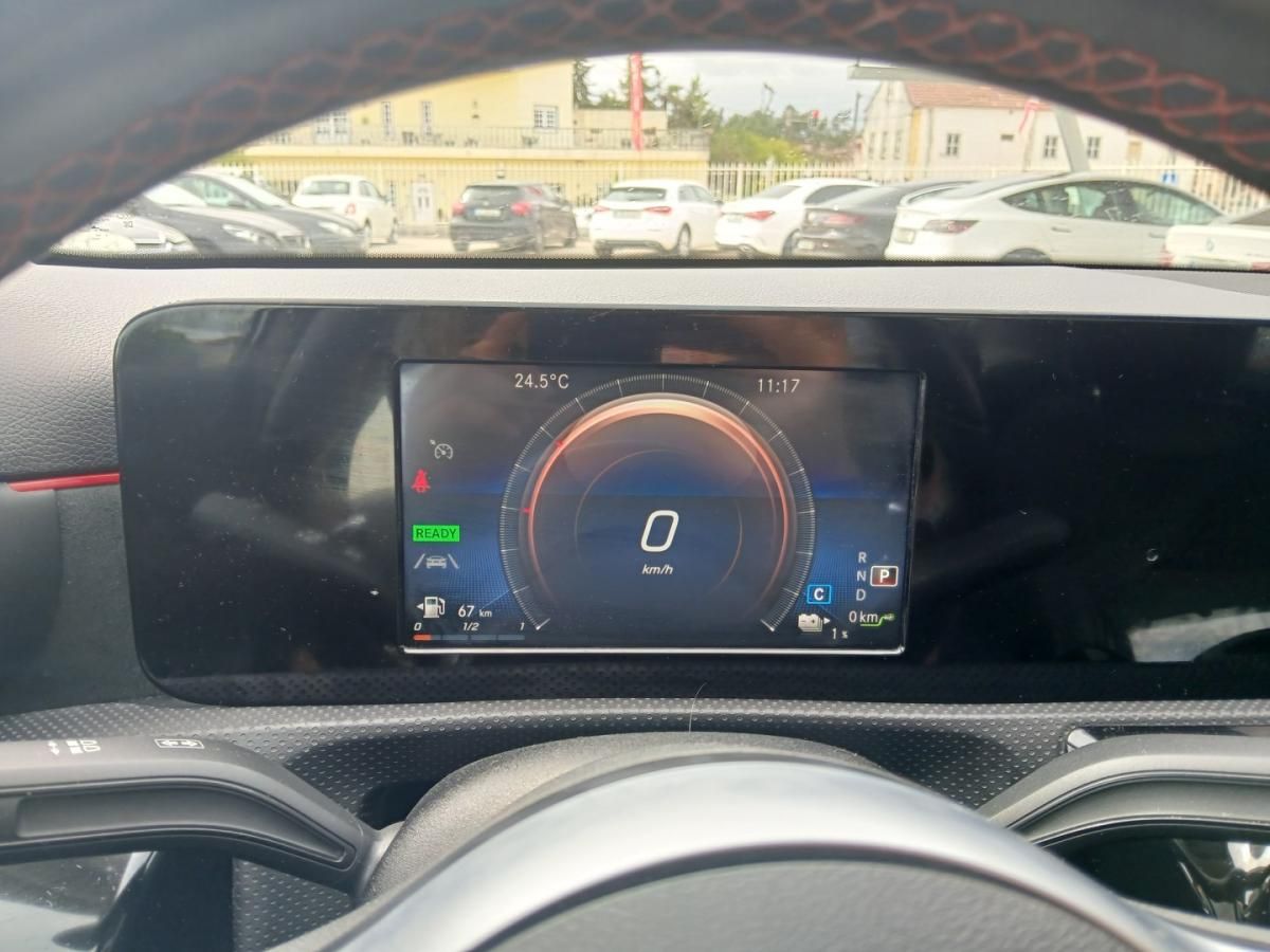 mercedes-benz-classe-a-2020-hibrido-1332cc