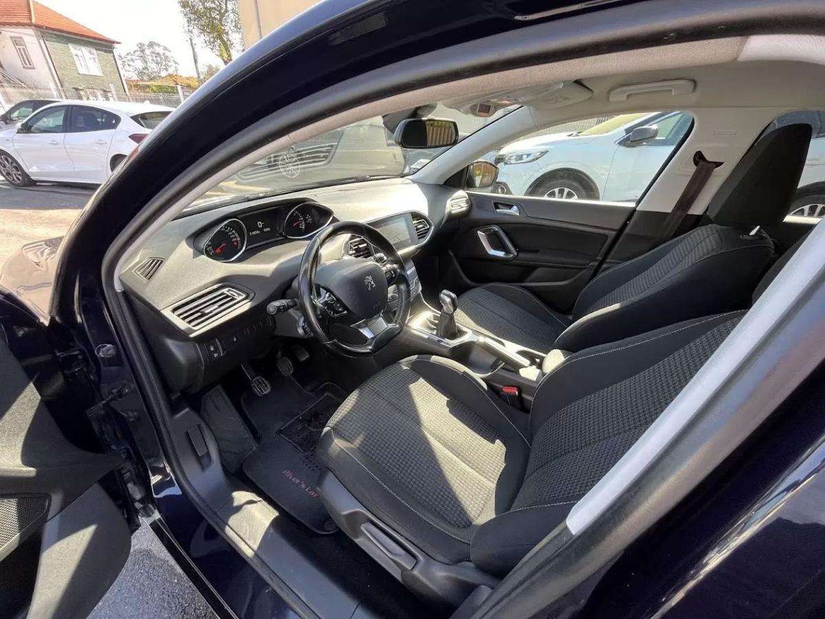 peugeot-308-sw-2018-diesel-1560cc